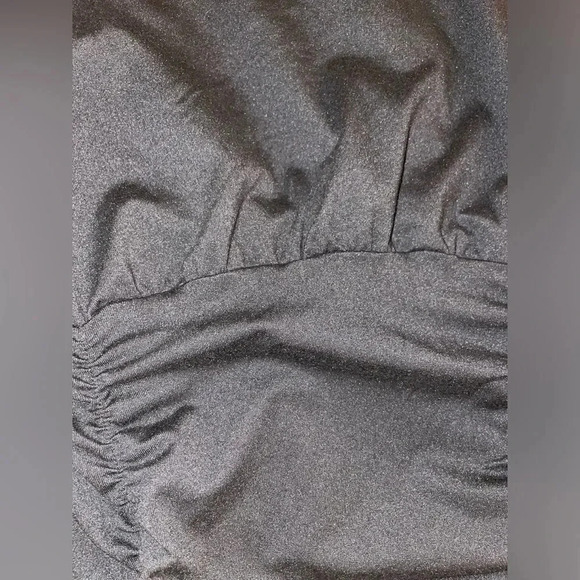 SHORT SLEEVE OFF THE SHOULDER RUCHED SKIRT BODYCON DRESS SIZE M BLACK - Picture 2 of 12